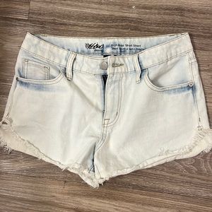 Light wash jean shorts